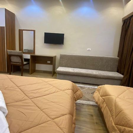 Central Cairo Hotel Екстер'єр фото