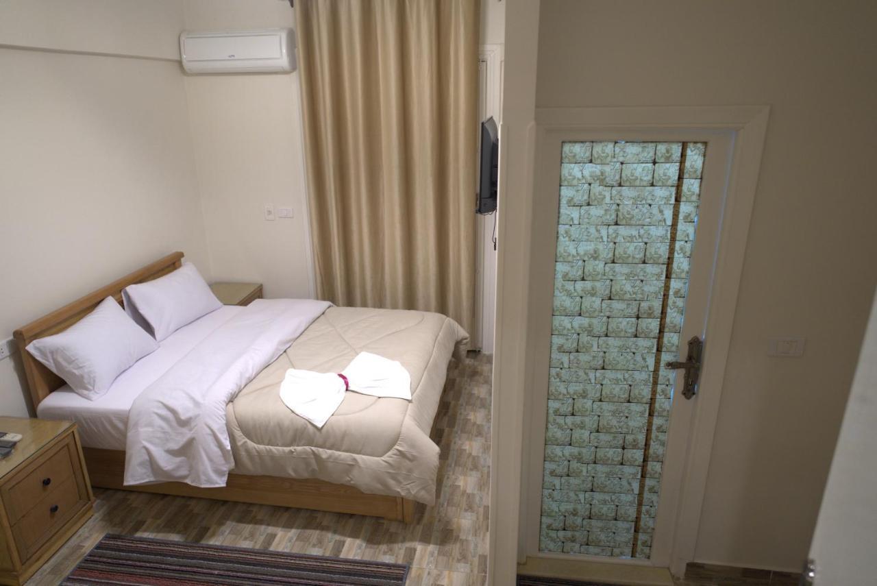Central Cairo Hotel Екстер'єр фото
